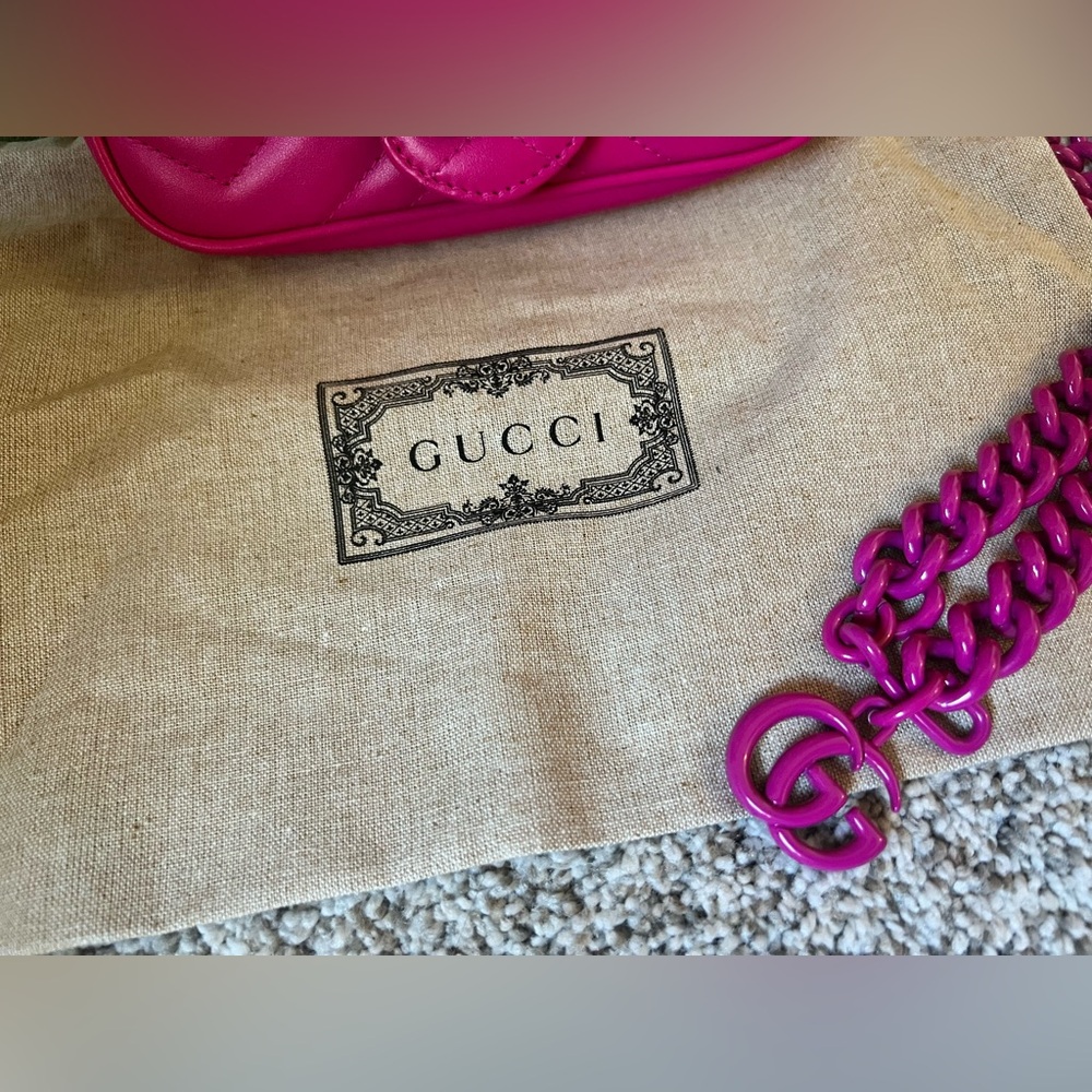 Gucci Fuchsia Calfskin Quilted Leather Shoulder Chain Mini Crossbody Bag - Picture 3 of 16